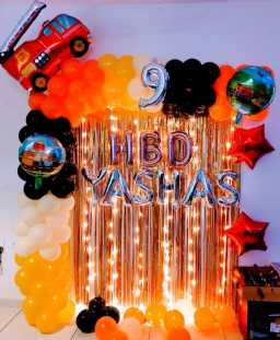 FireEngineThemeBalloonDecoration