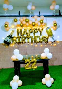 WhitePeachBirthdaySurpriseDecoration