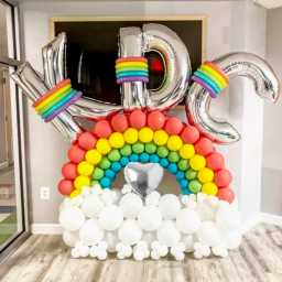 customizedinitialscolourfulballoonbouquetmain1711169427