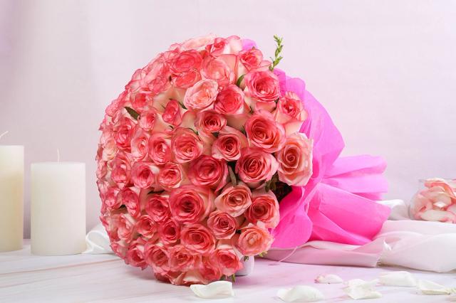 Elegant pink rose Flowers  bouquet 