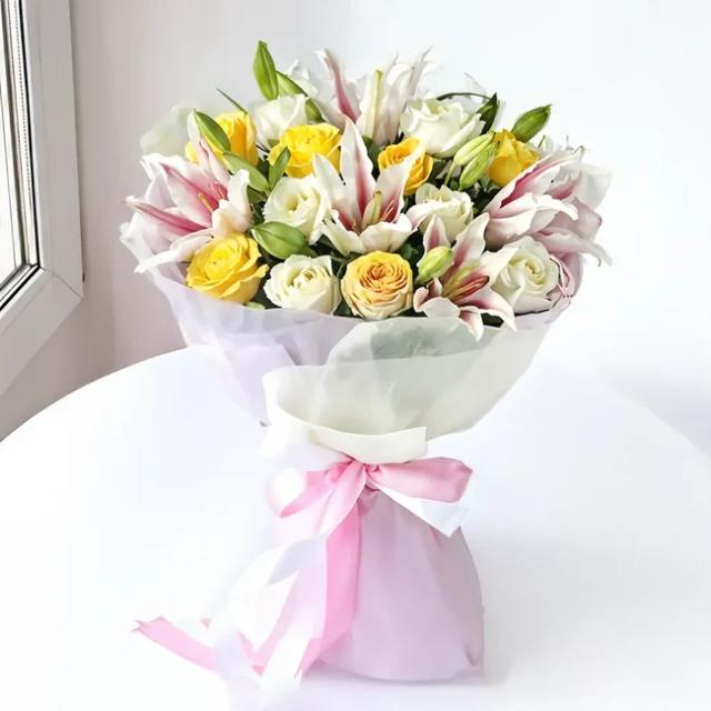 Floraflex Flowers Bouquet 