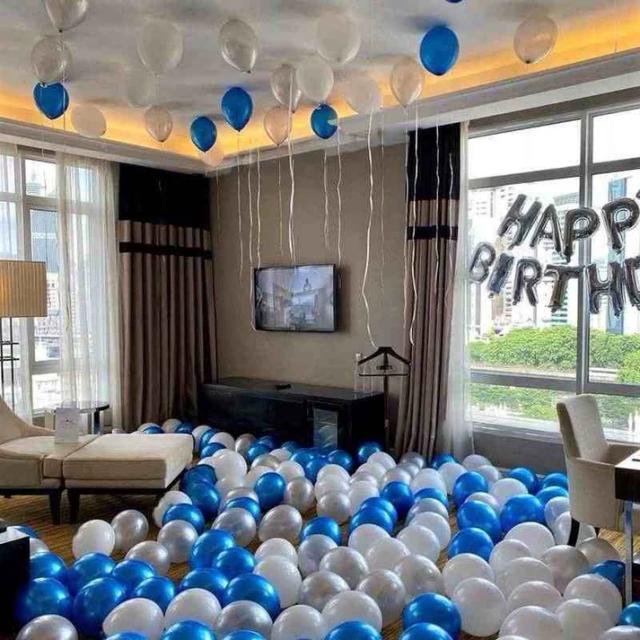 Balloon Decoration in hall for Birthday Party Set 