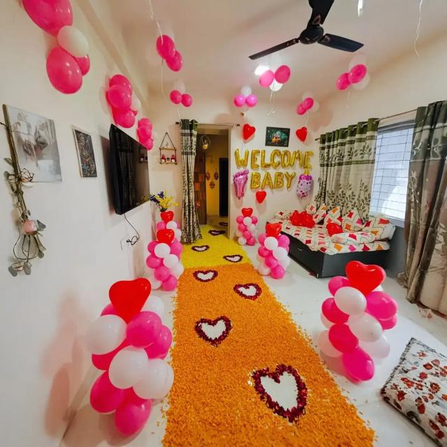 Joyous Baby Arrival Decor Set